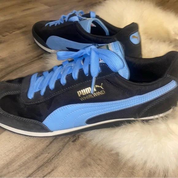 Black & blue Pumas - Picture 3 of 5
